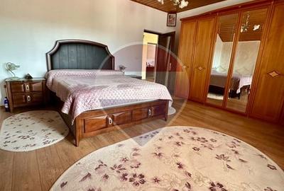 Casă / Vilă cu 8 camere de vânzare în Suceava - 32