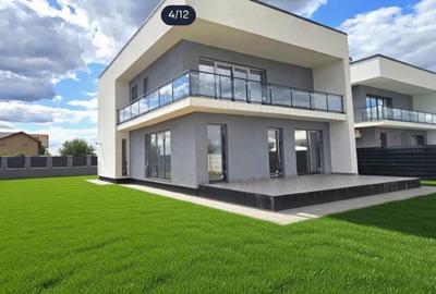 Casă individuală cu 5 camere în Corbeanca