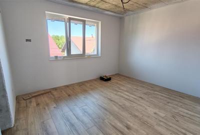 Casa Rediu Valea Lupului 4 camere, 3 bai, Incalzire pard, ASFALT! - 5