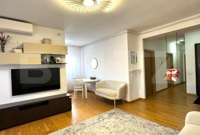 Apartament cu 3 camere semidecomandat, mobilat în Torontalului