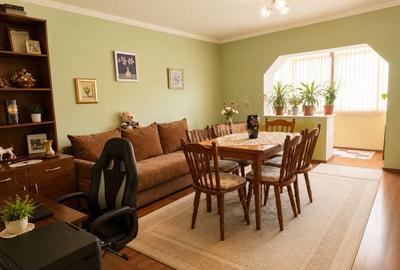 De vânzare Apartament 2 camere Micro 17 - 1