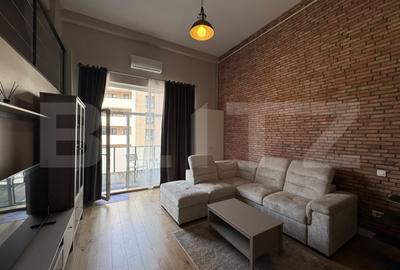 Apartament cu 3 camere semidecomandat, mobilat în Semicentral