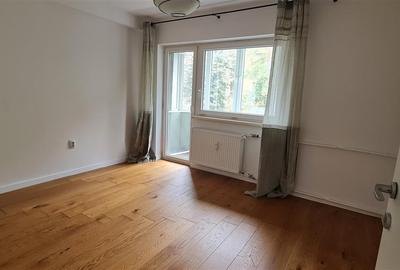 Apartament 2 camere et.1 pe B-dul Revolutiei, zona Banca ING Podgoria - 10