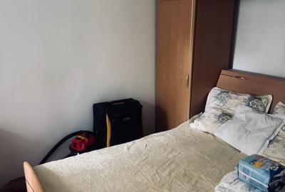 Vand 2 camere etaj 2 , compex studentesc! - 2