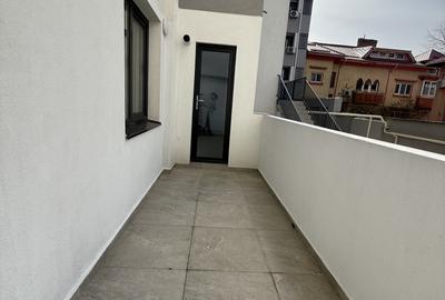 Apartament bloc nou, centrală, balcon, terasa - 12