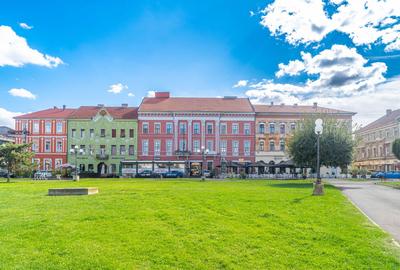 Apartament cu 2 camere semidecomandat în Ultracentral