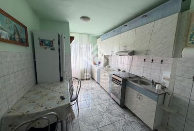 Apartament de vânzare 2 camere - zona Lama - 4