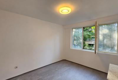 Oportunitate rară, apartament 3 camere, etaj 1, Micro 17, Pret 75000 E - 2