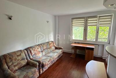 DE ÎNCHIRIAT: Apartament cu 3 camere | Cartierul Cornișa (Zona Zambara - 1