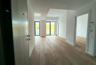 Apartament cu 3 camere decomandat în Aviației