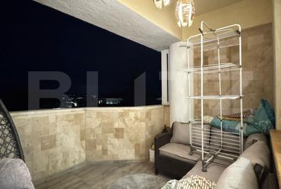 Apartament cu 3 camere decomandat, mobilat în Central