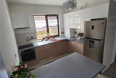 Unitate Duplex mobilat si utilat 116 mp utili teren liber 258 mp in zona Terra- - 9