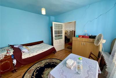 Casă individuală cu 5 camere în Lipovei