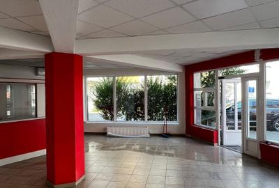 Spațiu comercial de închiriat  Zona Sens, - 2