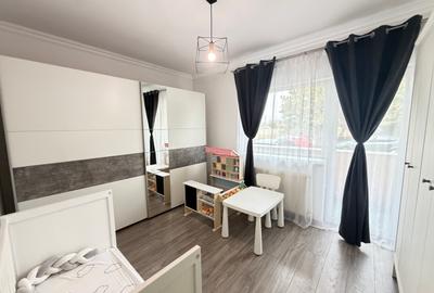 Vând apartament cu trei camere Aradului - 9