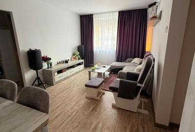 Apartament cu 2 camere decomandat în Rogerius