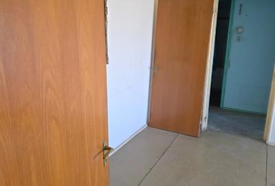 Apartament de 3 camere -luminos - 15
