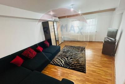 Apartament cu 2 camere decomandat, mobilat în Central