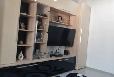 Vanzare apartament 3 camere,  confort II, micro 9 Targoviste - 4