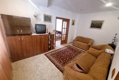 Casă individuală cu 3 camere în Trocadero