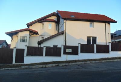 SUPER OFERTĂ! Casă + 2 extinderi + potențial URIAȘ în Brasov Dunloc - 1