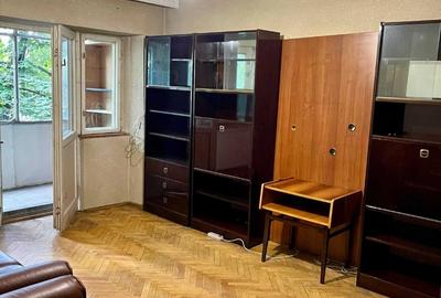 Etaj 1-Targu Cucu -Podul de Fier-3 Camere Decomandat 80mp-bloc pe cadre - 1