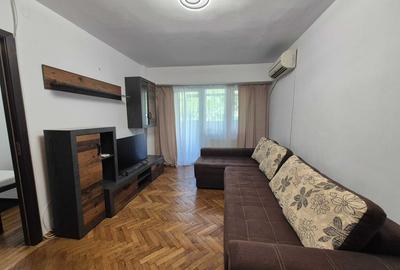 Apartament cu 3 camere semidecomandat, mobilat în Drumul Taberei