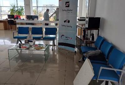 UNIVERSITATE SPATIU PTR BIROURI   ETAJ 3 PRET 3100 EURO - 5
