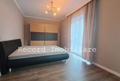 Apartament 2 camere, et.1, lift, parcare str.Eroilor, Floresti - 1