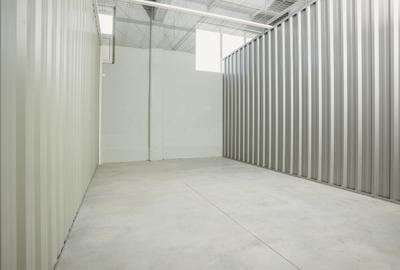 Spațiu industrial, 54.4 mp în Aeroport