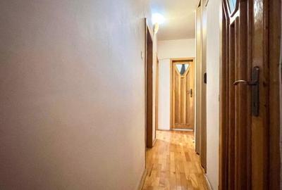 Apartament cu 3 camere, etaj 5 de vanzare, zona Lunei - 10