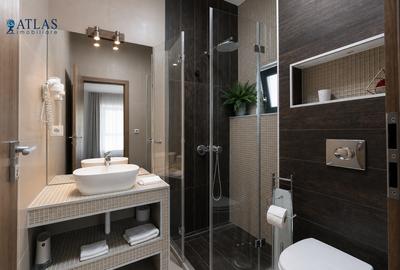 Vilă exclusivistă pe malul Lacului Snagov | Complet renovata | 2.950 mp teren - 25