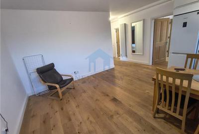 Apartament 3 camere, Piata 1 Mai - 16
