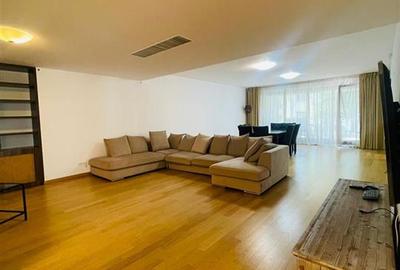 Apartament cu 3 camere semidecomandat, mobilat în Kiseleff