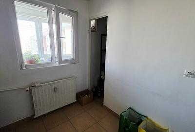 Vanzare 2 camere zona Tei bloc 1982 decomandat - 9
