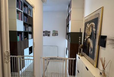 Apartament cu 3 camere semidecomandat, mobilat în Dâmbul Rotund