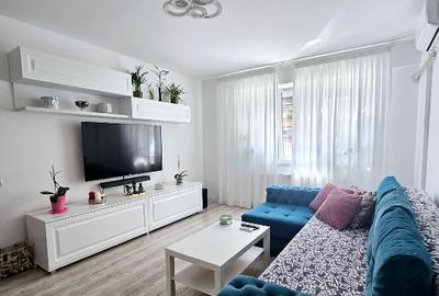 Apartament cu 2 camere decomandat, mobilat în Central