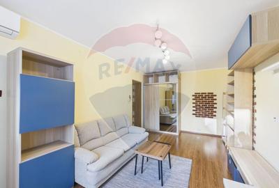 Apartament cu 2 camere decomandat, mobilat în Titan