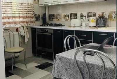 Apartament cu 3 camere decomandat, mobilat în Brâncoveanu