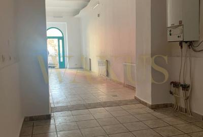 Spațiu comercial, de 60.00 mp, în Central