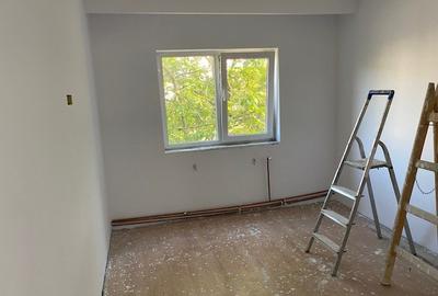 3 camere  , centrala proprie,etaj 2-Lipovei - 10