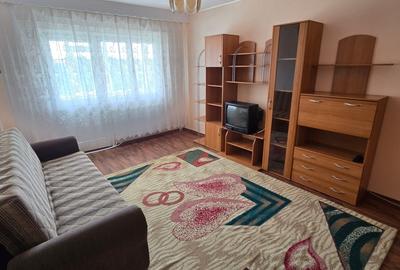 Apartament cu 2 camere decomandat, mobilat în Orizont