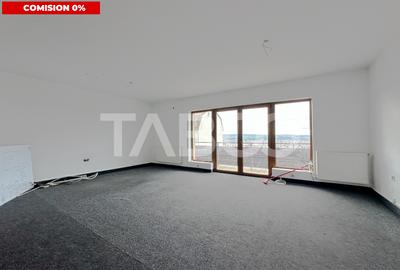 Apartament cu 4 camere semidecomandat în Andrei Mureșanu