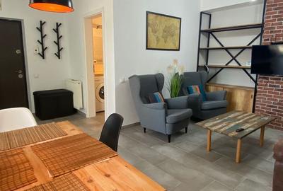 Apartament cu 2 camere semidecomandat, mobilat în Mărăști