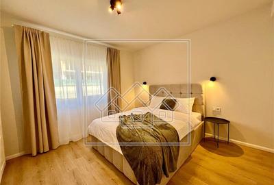 Apartament cu 3 camere decomandat în Exterior Vest