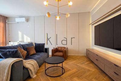 Apartament cu 3 camere semidecomandat, mobilat în Sopor
