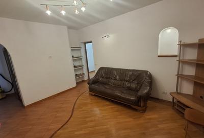 GARA DE NORD (Spitalul Witting)- 2 apartamente, 6 camere, vila solida renovata! - 5
