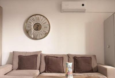 Apartament cu 2 camere semidecomandat, mobilat în Văcăresti