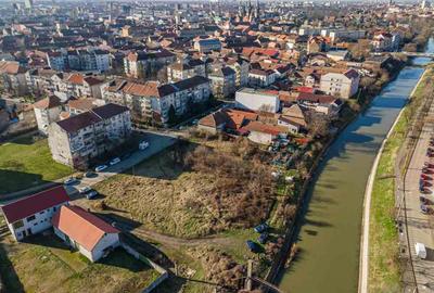 Teren Construcții intravilan de 1996 mp, în Fabric