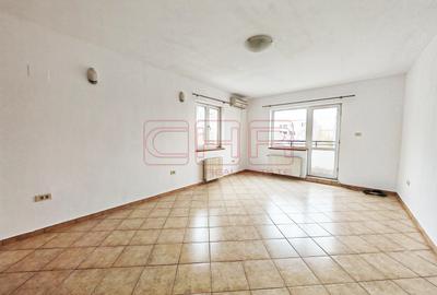 Apartament cu 4 camere decomandat în Herăstrău